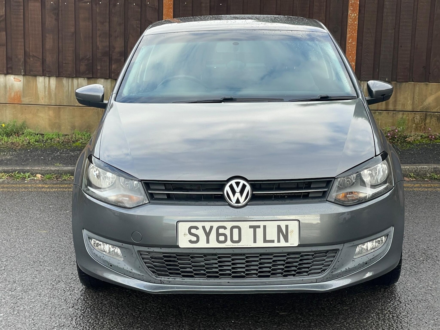 Used Volkswagen Polo 2010 for sale - 76215052: Photo 2