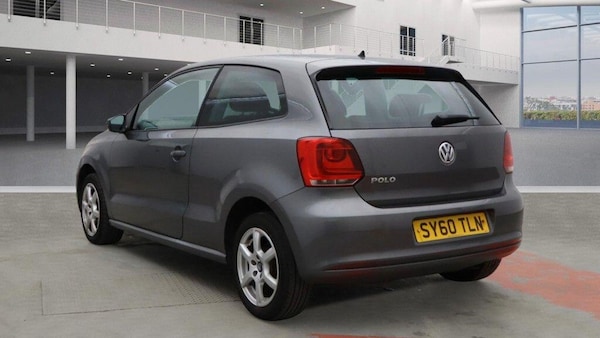 Used Volkswagen Polo 2010 for sale - 76215052: Photo 2