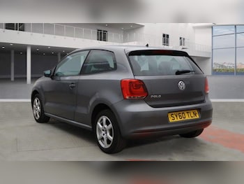 Used Volkswagen Polo 2010 for sale - 76215052: Photo 2