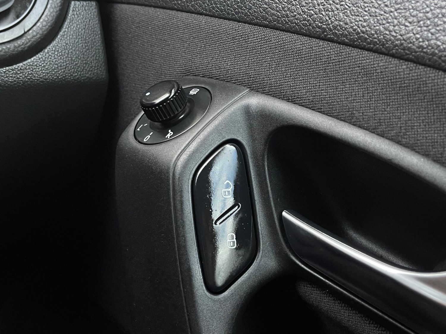 Used Volkswagen Polo 2010 for sale - 76215052: Photo 45