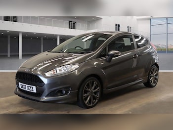 Used Ford Fiesta 2017 for sale - 75531885: Photo