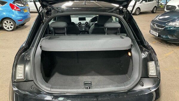 Used Audi A1 2011 for sale - 76214075: Photo 11