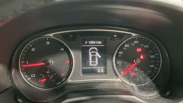 Used Audi A1 2011 for sale - 76214075: Photo 9