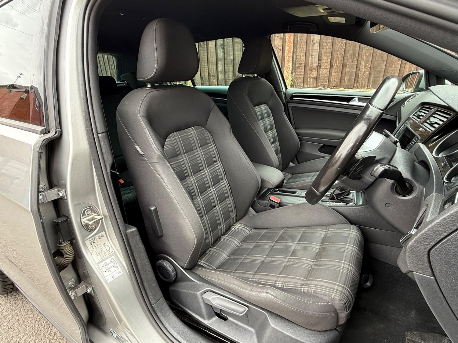 Used Volkswagen Golf 2016 for sale - 76336900: Photo 15