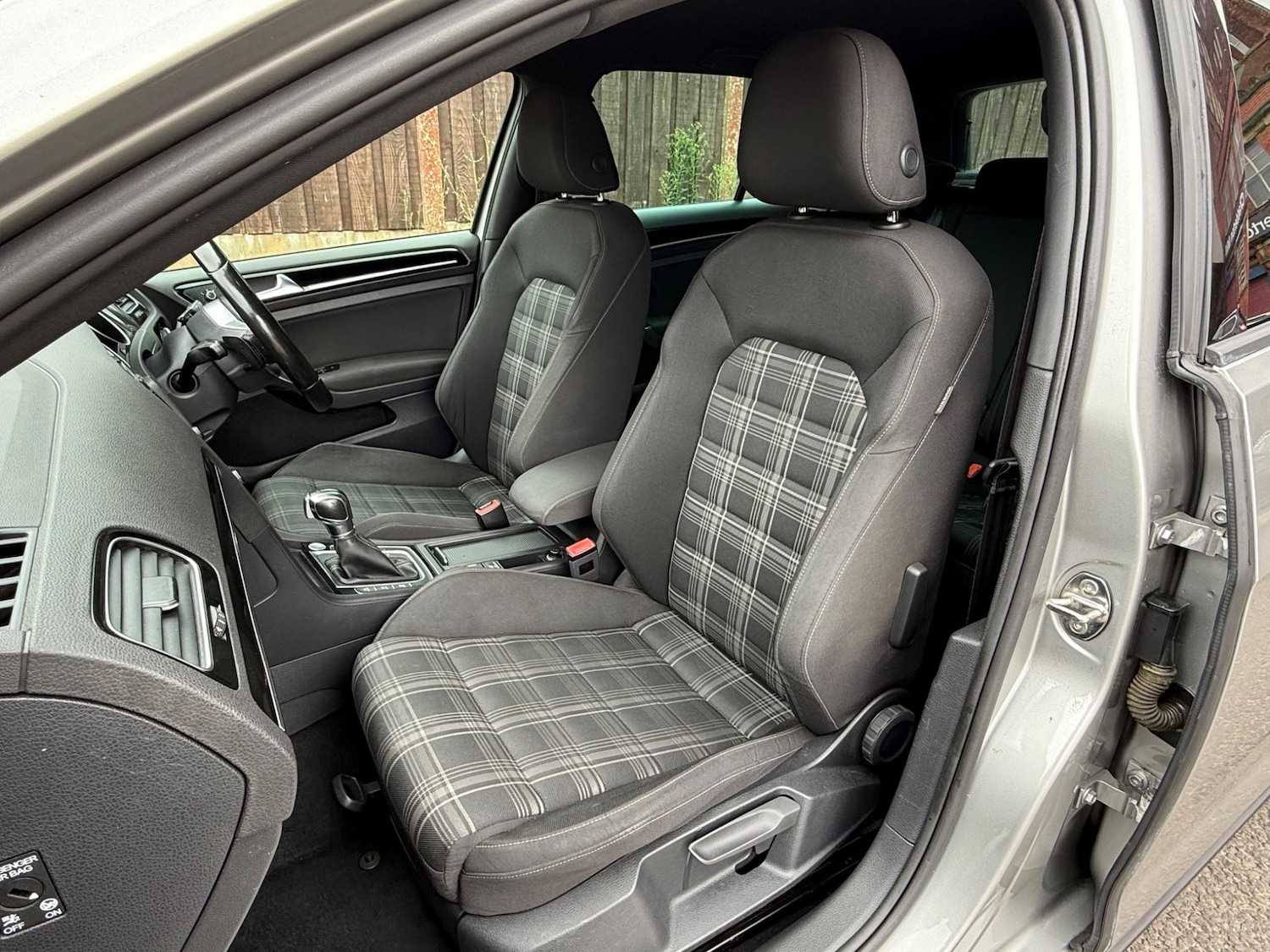 Used Volkswagen Golf 2016 for sale - 76336900: Photo 19