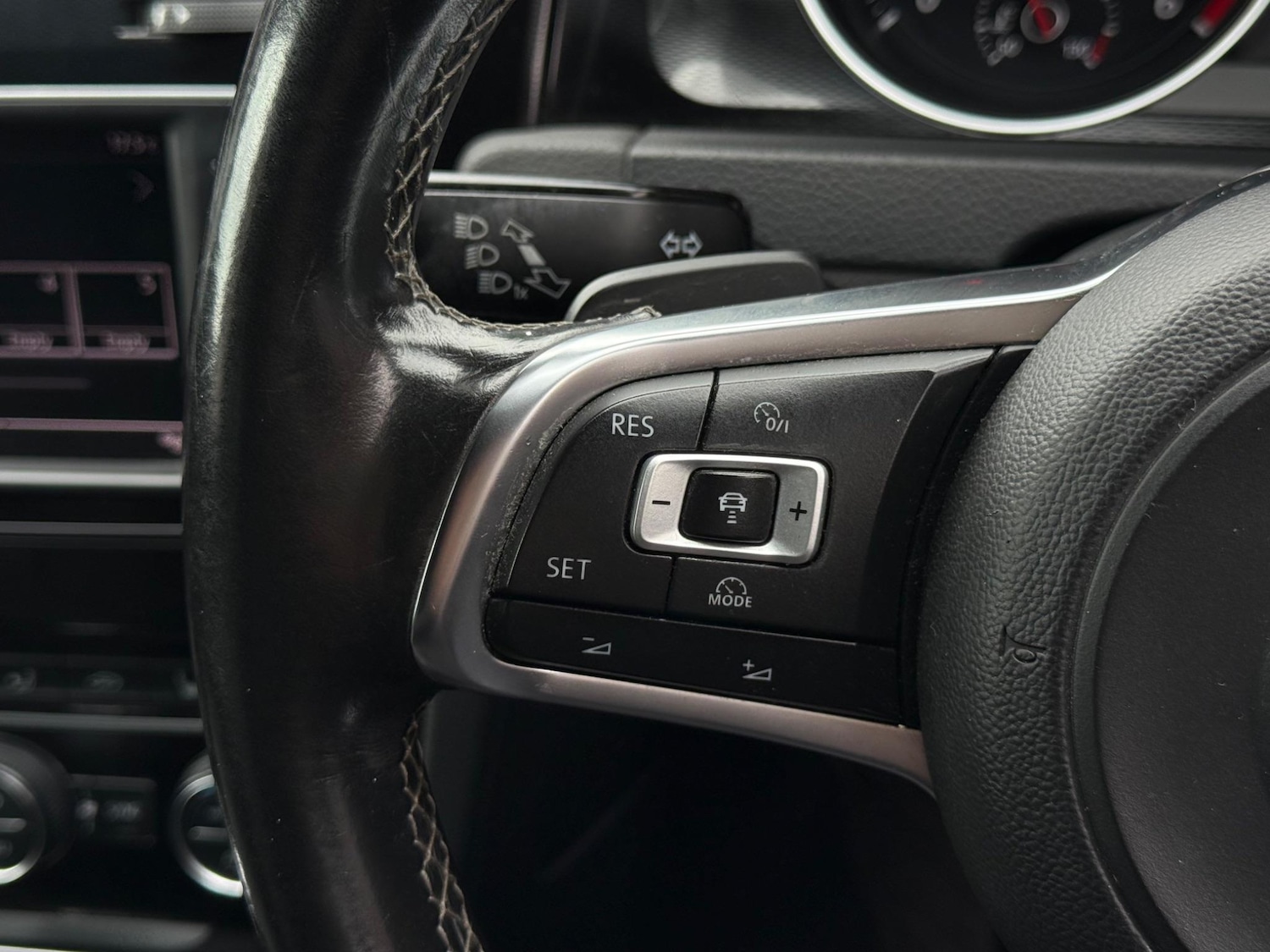 Used Volkswagen Golf 2016 for sale - 76336900: Photo 25