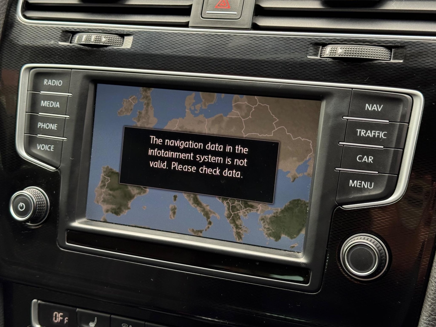 Used Volkswagen Golf 2016 for sale - 76336900: Photo 31