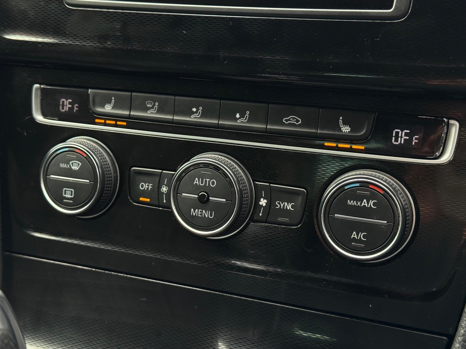 Used Volkswagen Golf 2016 for sale - 76336900: Photo 35