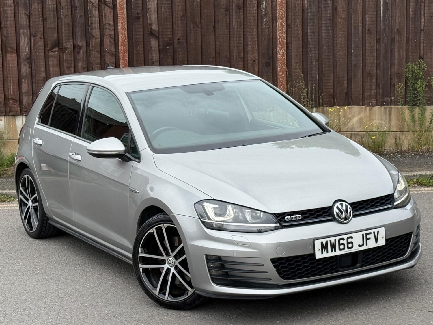Used Volkswagen Golf 2016 for sale - 76336900: Photo 45