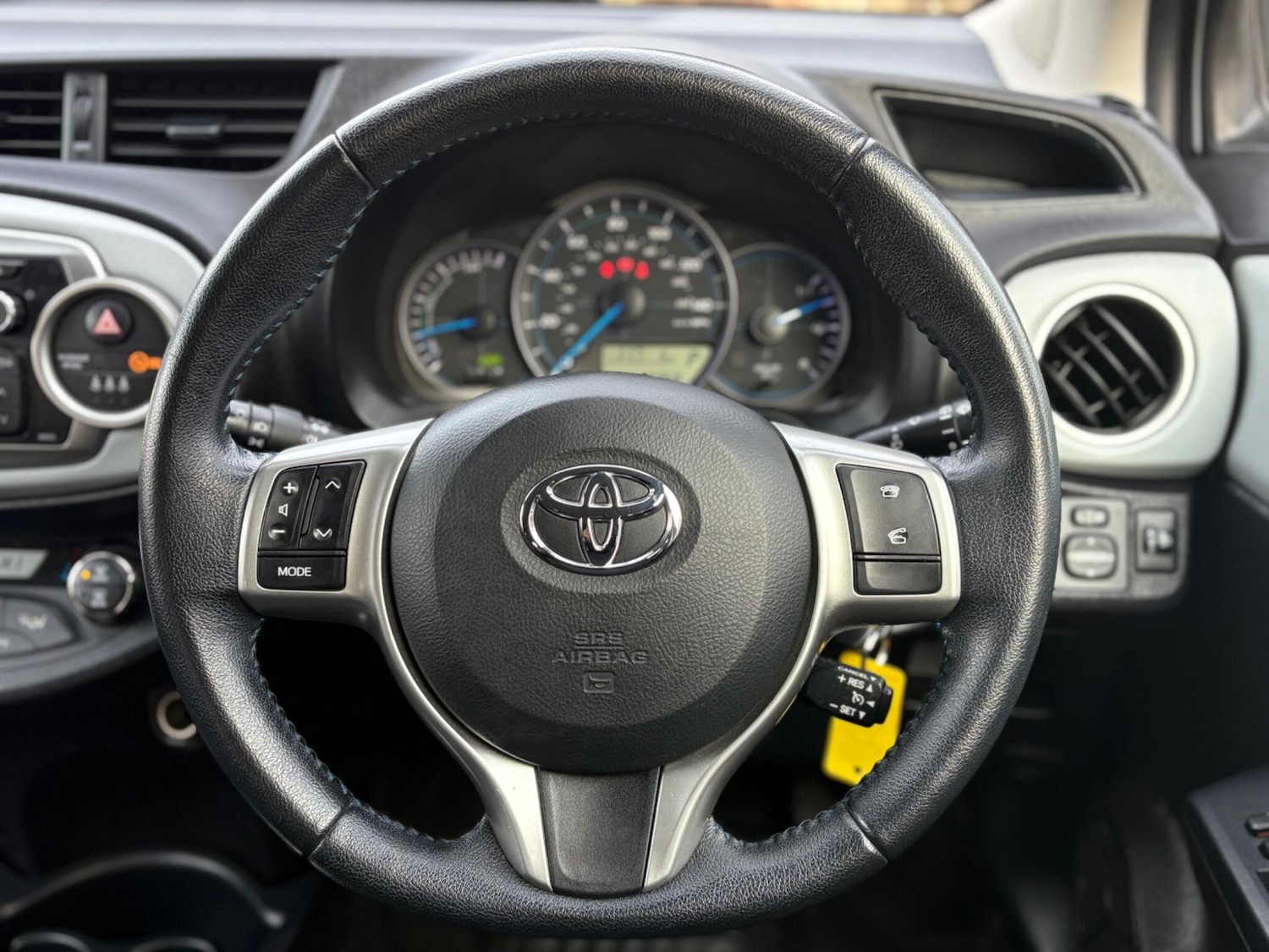 Used Toyota Yaris 2014 for sale - 77478535: Photo 39