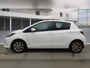 Used Toyota Yaris 2014 for sale - 77478535: Photo
