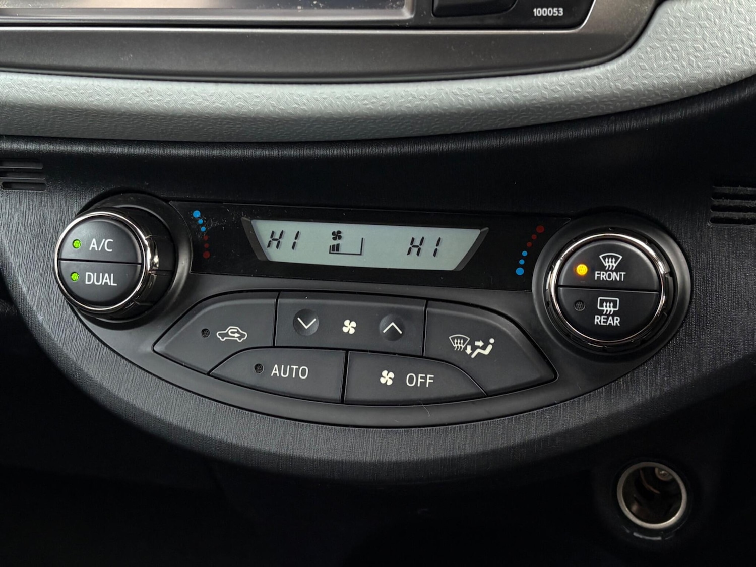 Used Toyota Yaris 2014 for sale - 77478535: Photo 61