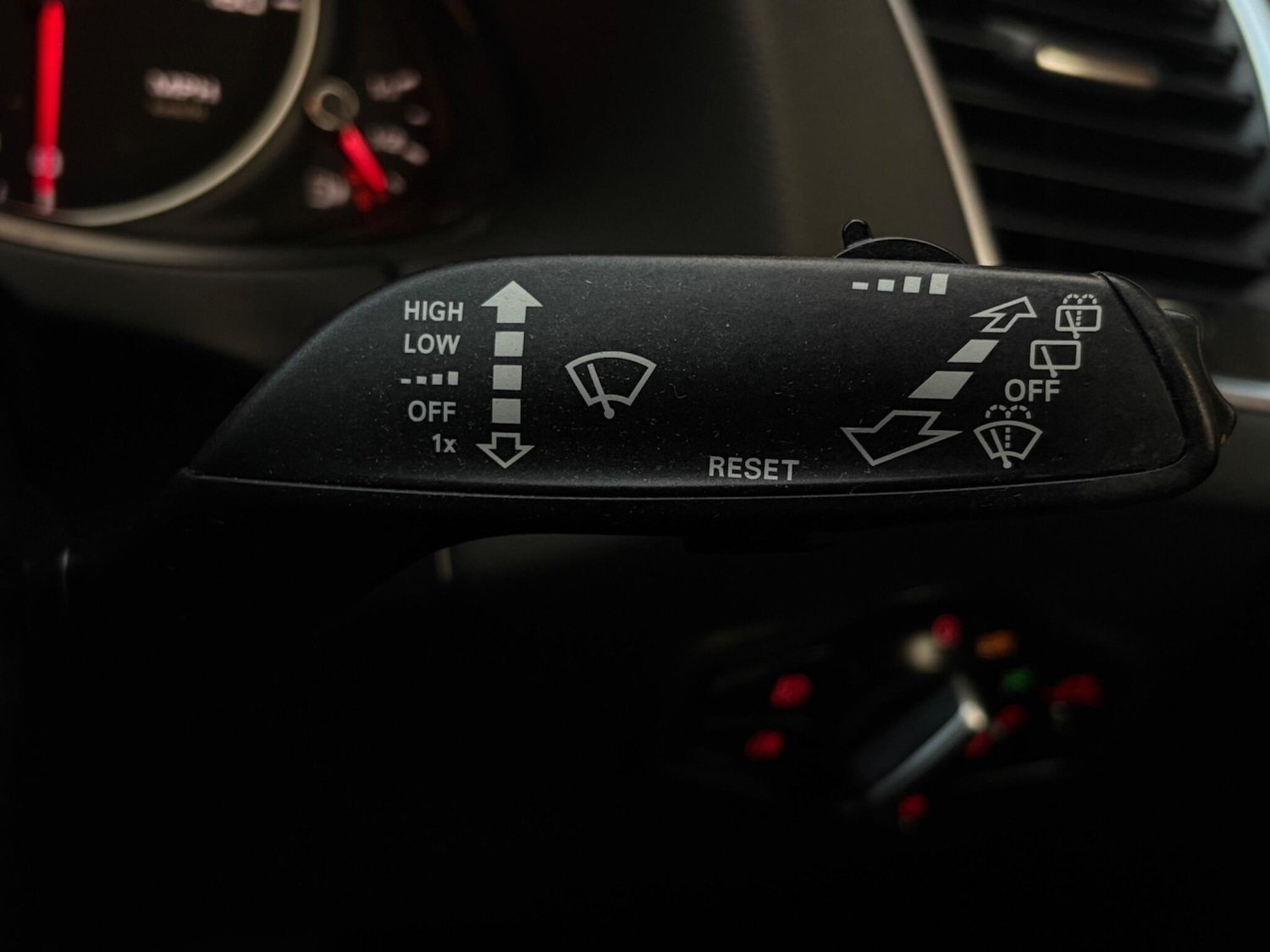 Used Audi Q5 2015 for sale - 76975709: Photo 37