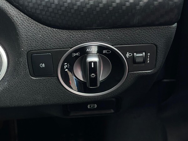 Used Mercedes-Benz A-Class 2014 for sale - 74686762: Photo 43