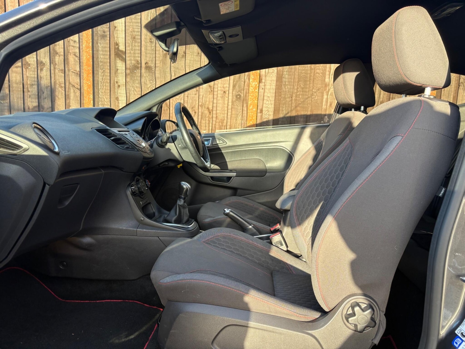 Used Ford Fiesta 2017 for sale - 76926178: Photo 22