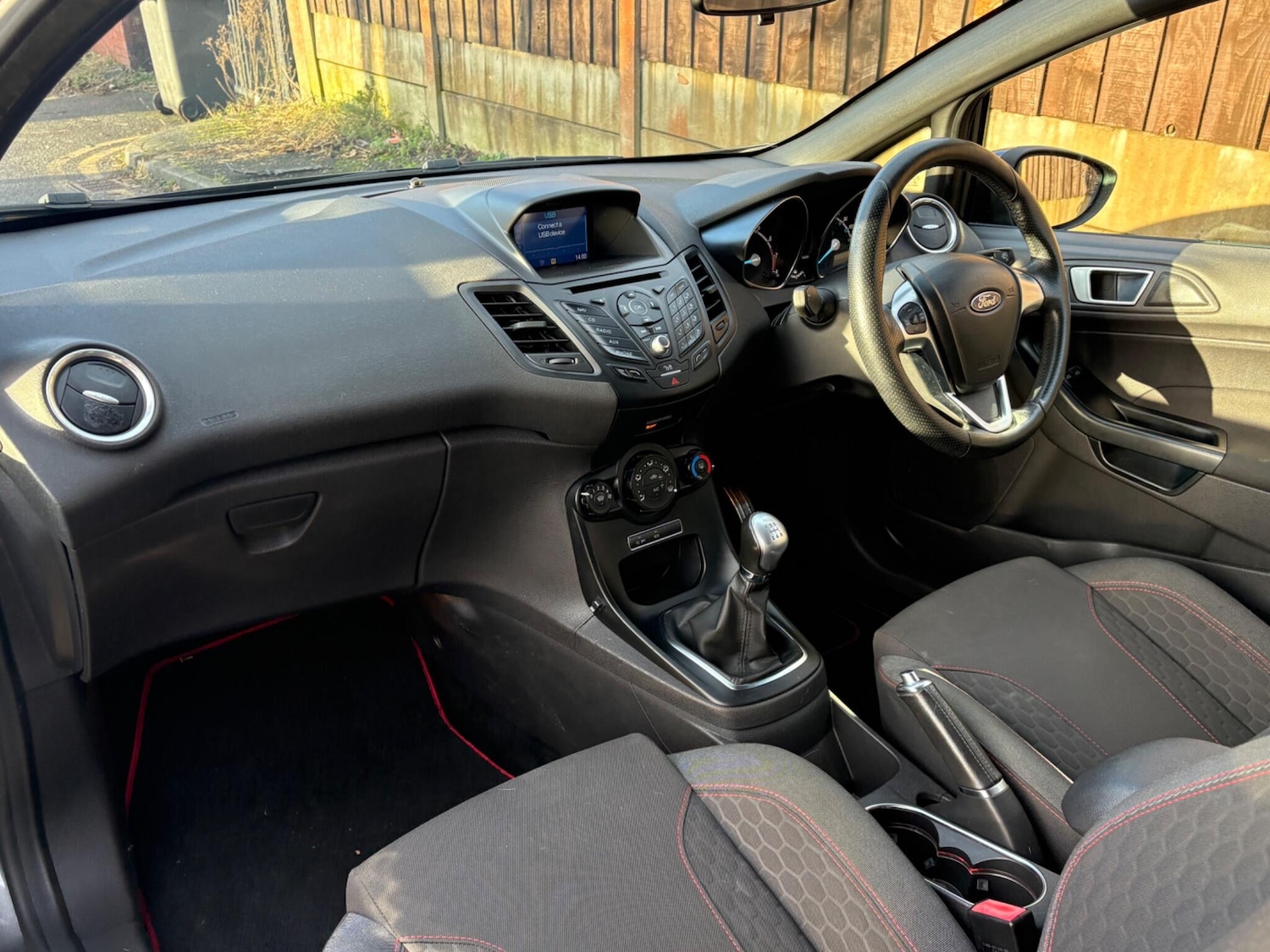 Used Ford Fiesta 2017 for sale - 76926178: Photo 23