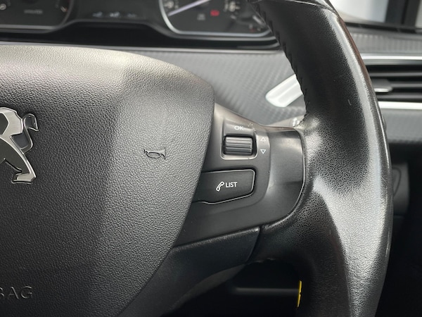 Used Peugeot 208 2017 for sale - 75589815: Photo 22