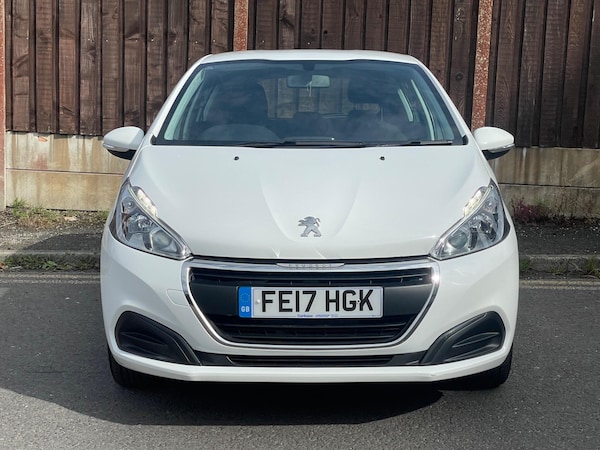 Used Peugeot 208 2017 for sale - 75589815: Photo 2