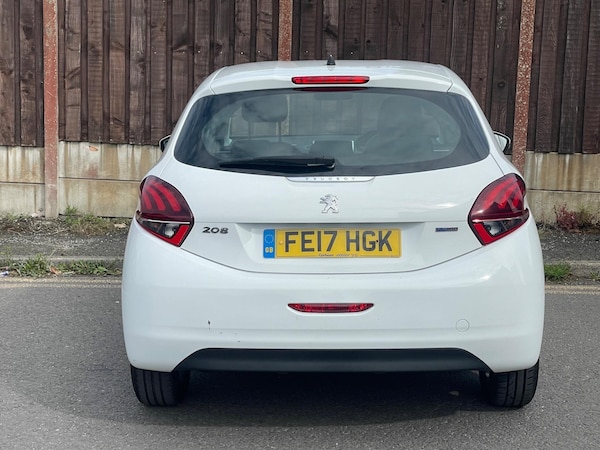 Used Peugeot 208 2017 for sale - 75589815: Photo 3
