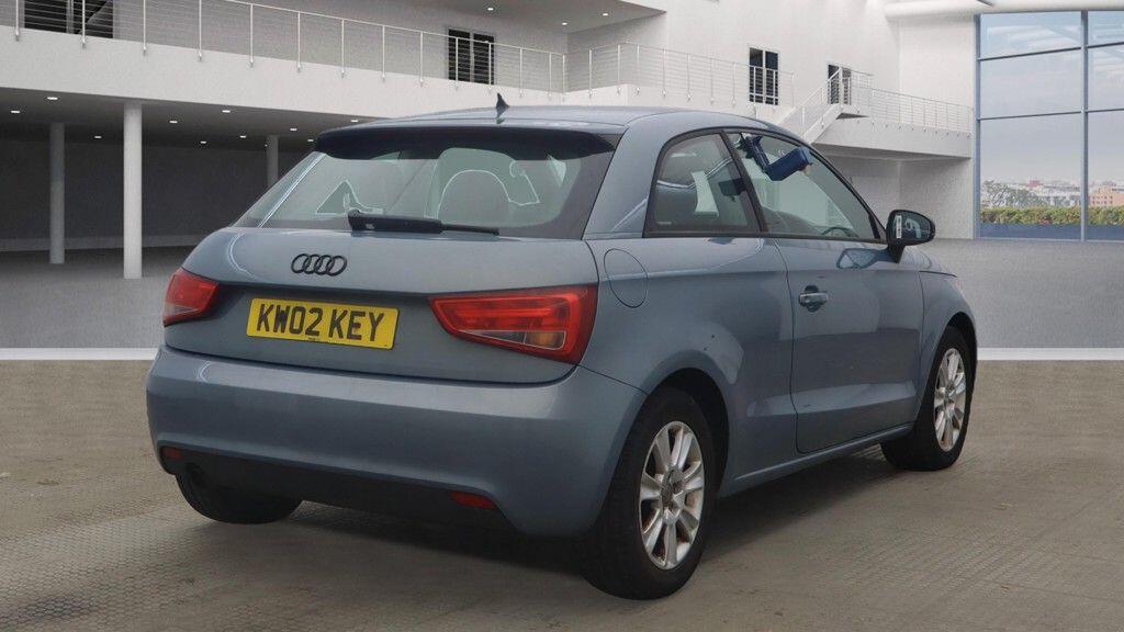 Used Audi A1 2012 for sale - 76765859: Photo 4