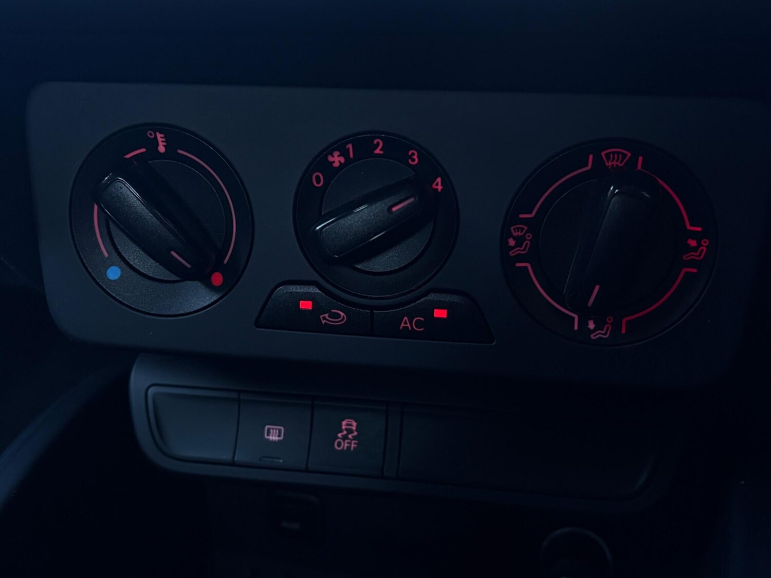 Used Audi A1 2012 for sale - 76765859: Photo 44