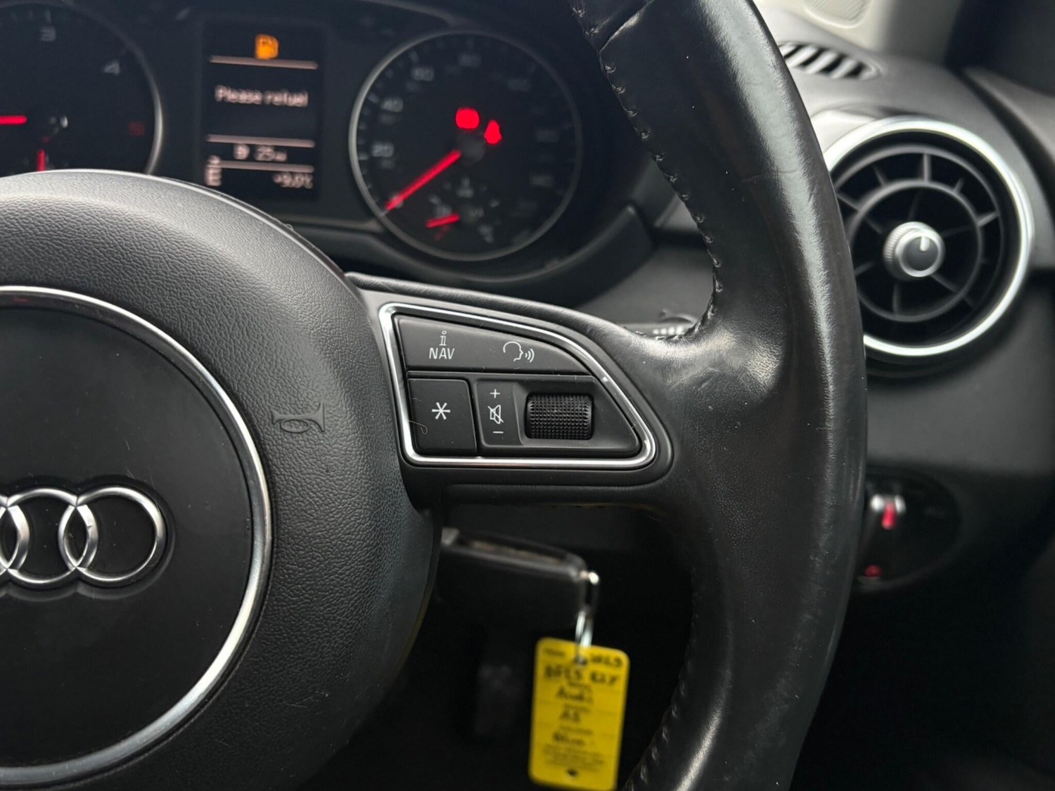 Used Audi A1 2015 for sale - 77215707: Photo 46