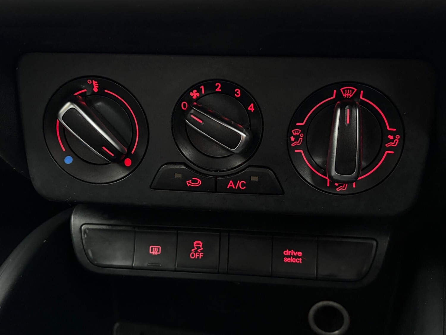 Used Audi A1 2015 for sale - 77215707: Photo 63