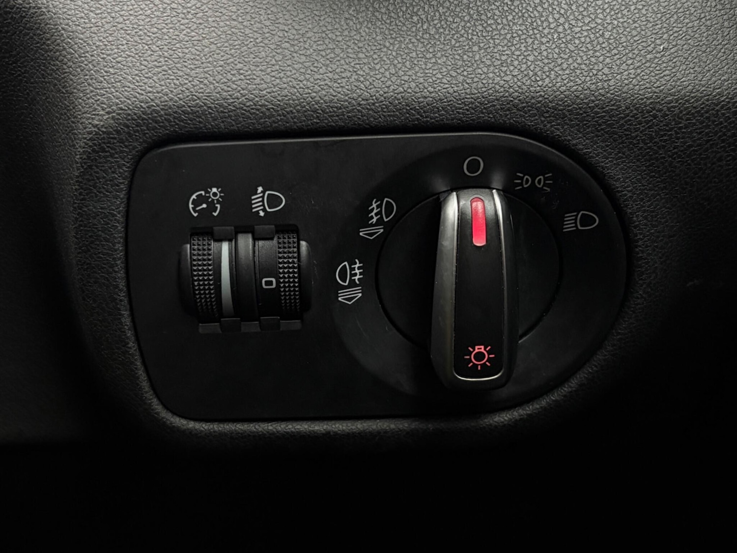 Used Audi A1 2015 for sale - 77215707: Photo 69