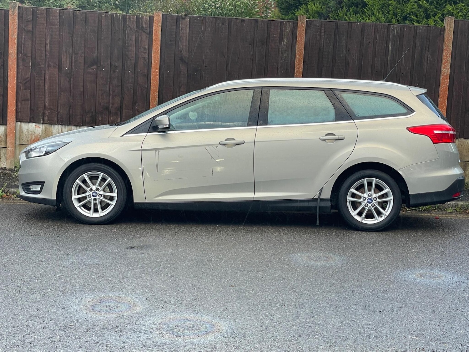 Used Ford Focus 2015 for sale - 76886294: Photo 5