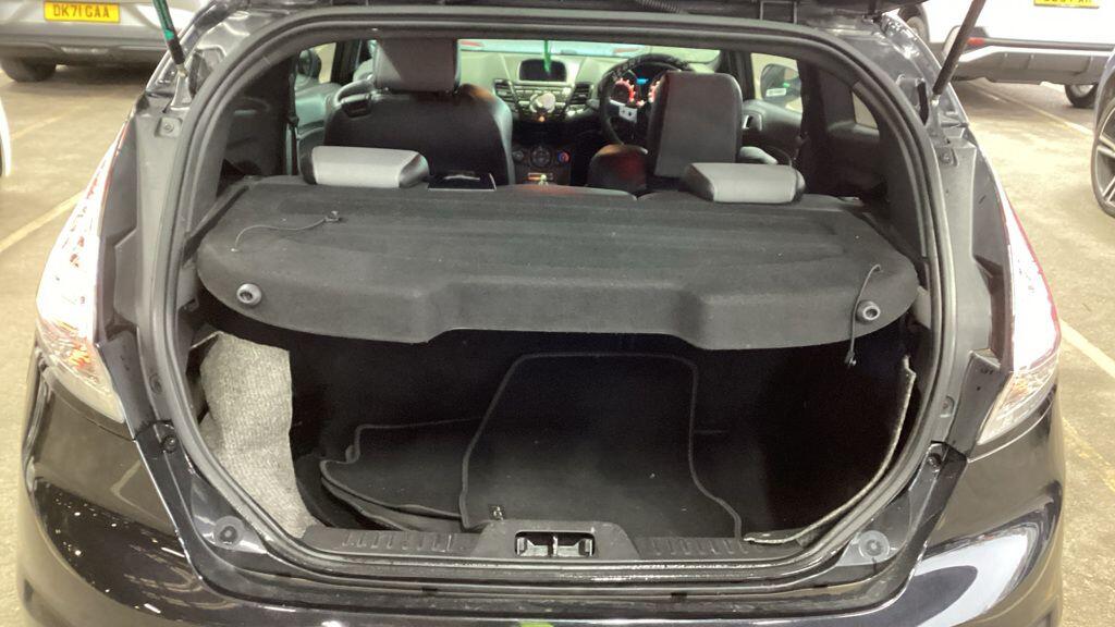 Used Ford Fiesta 2015 for sale - 76823810: Photo 11