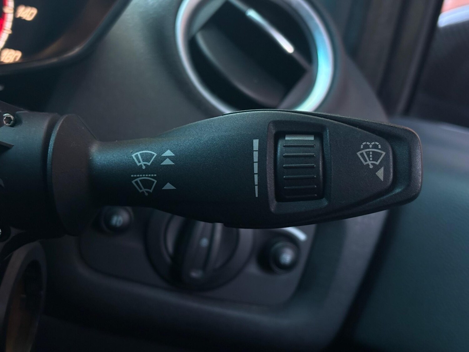 Used Ford Fiesta 2015 for sale - 76823810: Photo 32