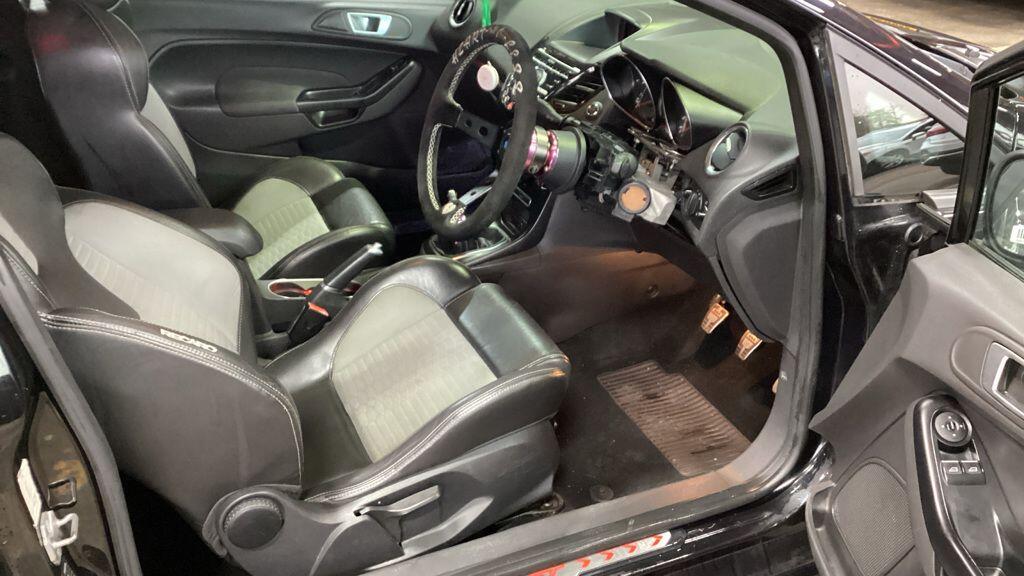 Used Ford Fiesta 2015 for sale - 76823810: Photo 7