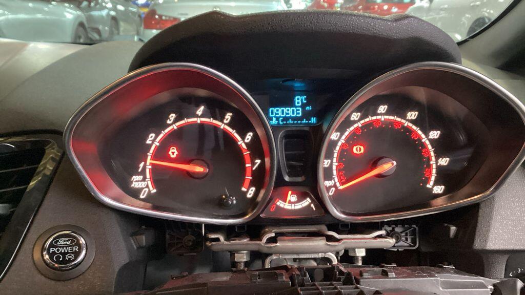 Used Ford Fiesta 2015 for sale - 76823810: Photo 9