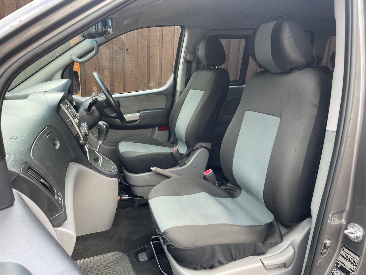 Used Hyundai i800 2012 for sale - 76521913: Photo 21