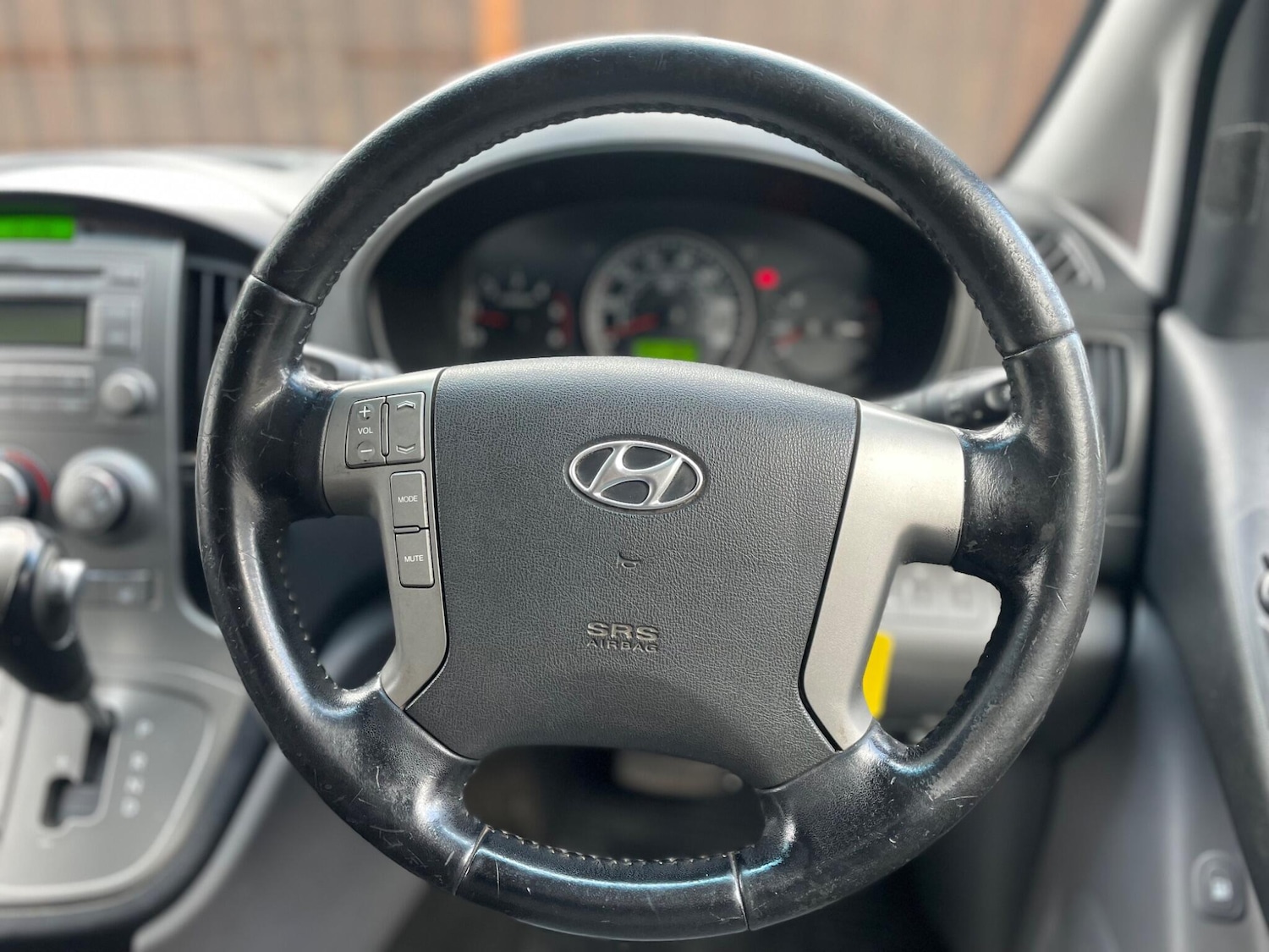 Used Hyundai i800 2012 for sale - 76521913: Photo 34