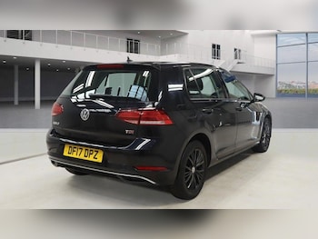 Used Volkswagen Golf 2017 for sale - 76251088: Photo 4
