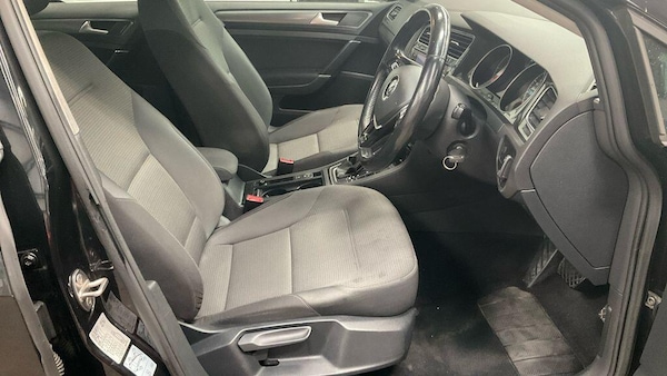 Used Volkswagen Golf 2017 for sale - 76251088: Photo 7