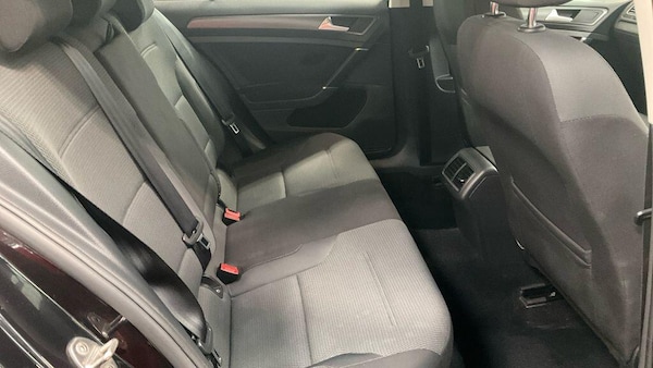 Used Volkswagen Golf 2017 for sale - 76251088: Photo 8