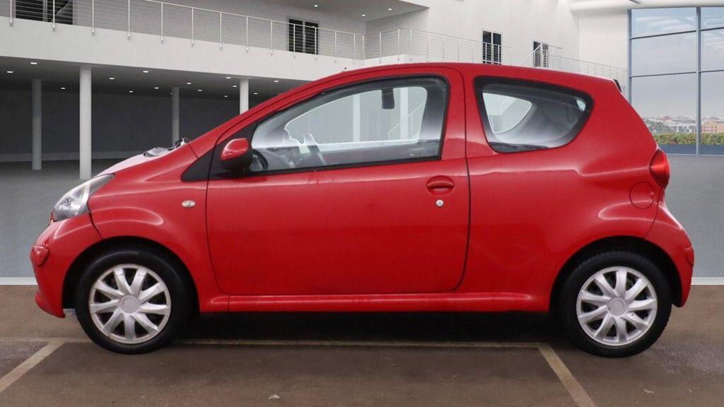 Used Toyota AYGO 2006 for sale - 76620441: Photo 5