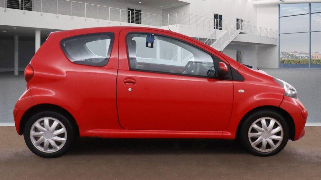 Used Toyota AYGO 2006 for sale - 76620441: Photo 6