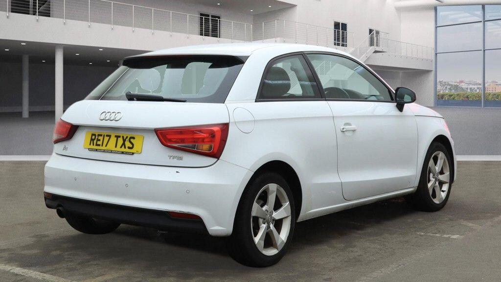 Used Audi A1 for sale - 77238207: Photo 2