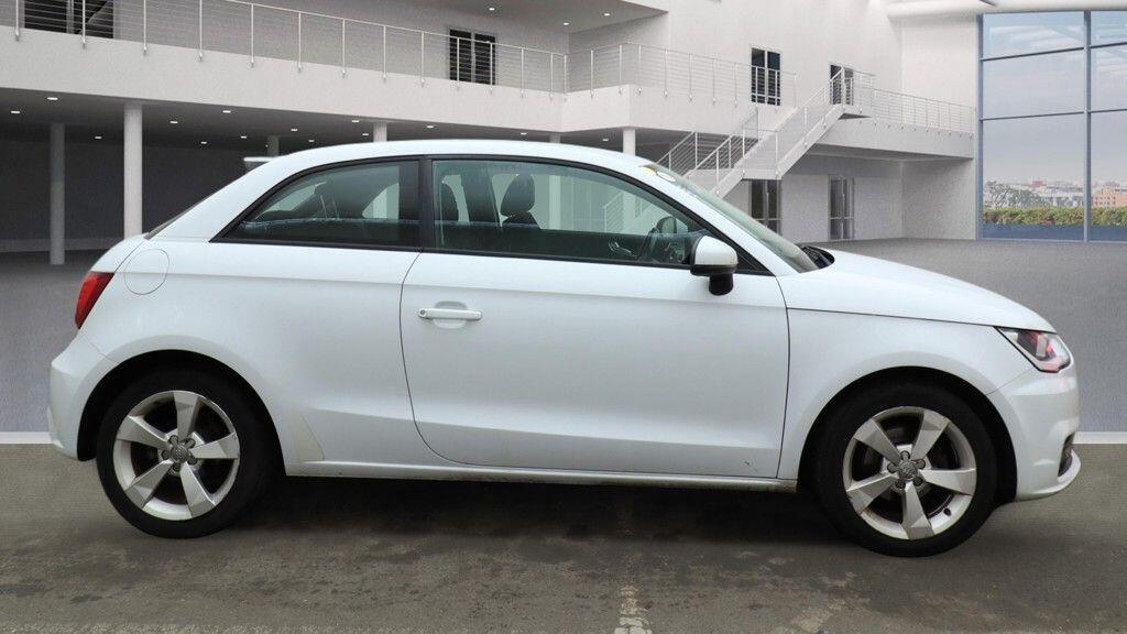 Used Audi A1 for sale - 77238207: Photo 4