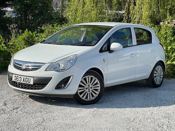 Used Vauxhall Corsa 2013 for sale - 72023502: Photo 2