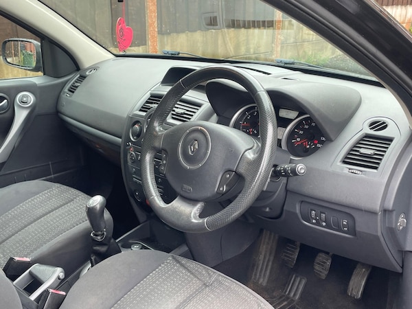Used Renault Megane 2008 for sale - 76137821: Photo 15