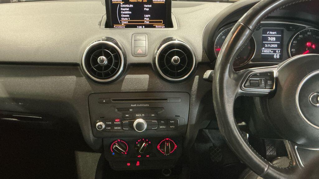 Used Audi A1 2011 for sale - 76521900: Photo 11