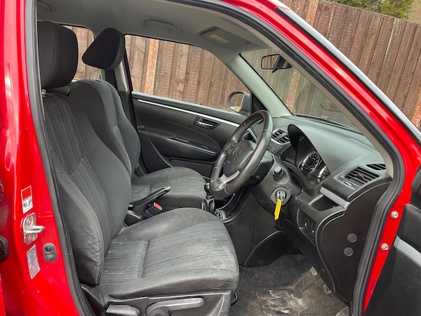 Used Suzuki Swift 2015 for sale - 73671259: Photo 15