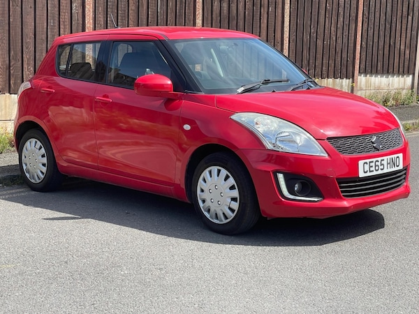 Used Suzuki Swift 2015 for sale - 73671259: Photo 1