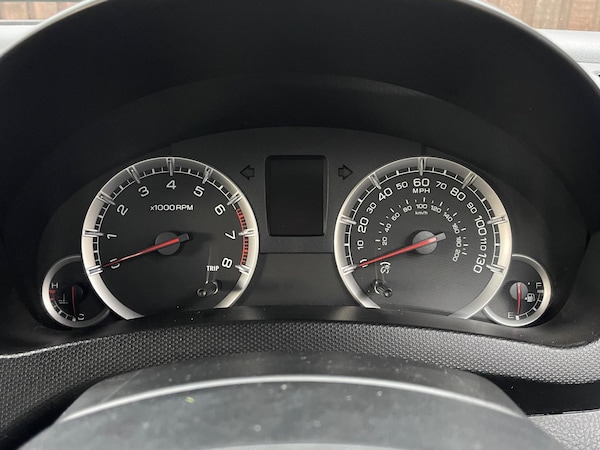 Used Suzuki Swift 2015 for sale - 73671259: Photo 35