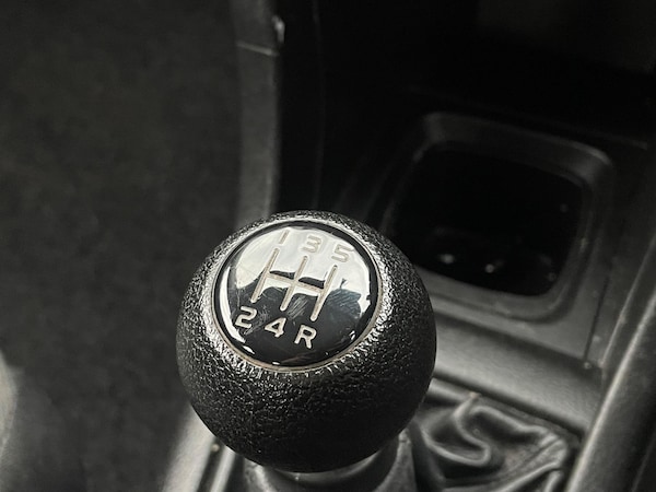 Used Suzuki Swift 2015 for sale - 73671259: Photo 41