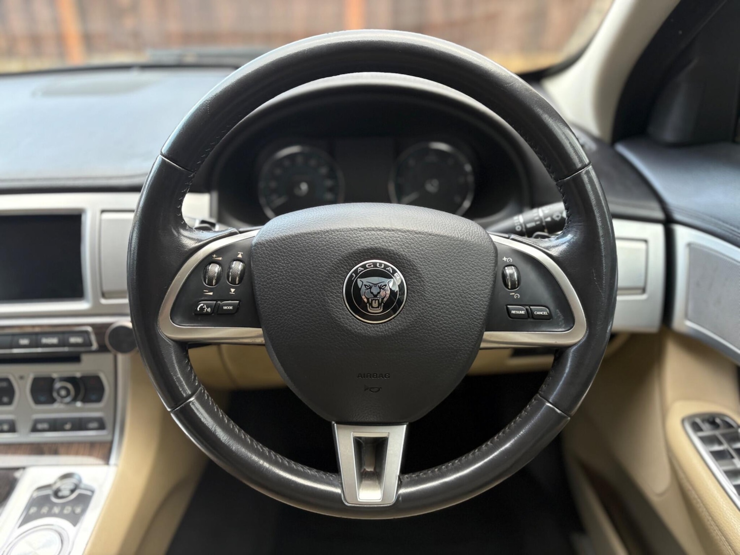 Used Jaguar XF 2015 for sale - 76942393: Photo 30